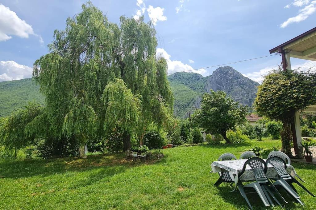 Villa Ilis House Matka Skopje Exterior foto