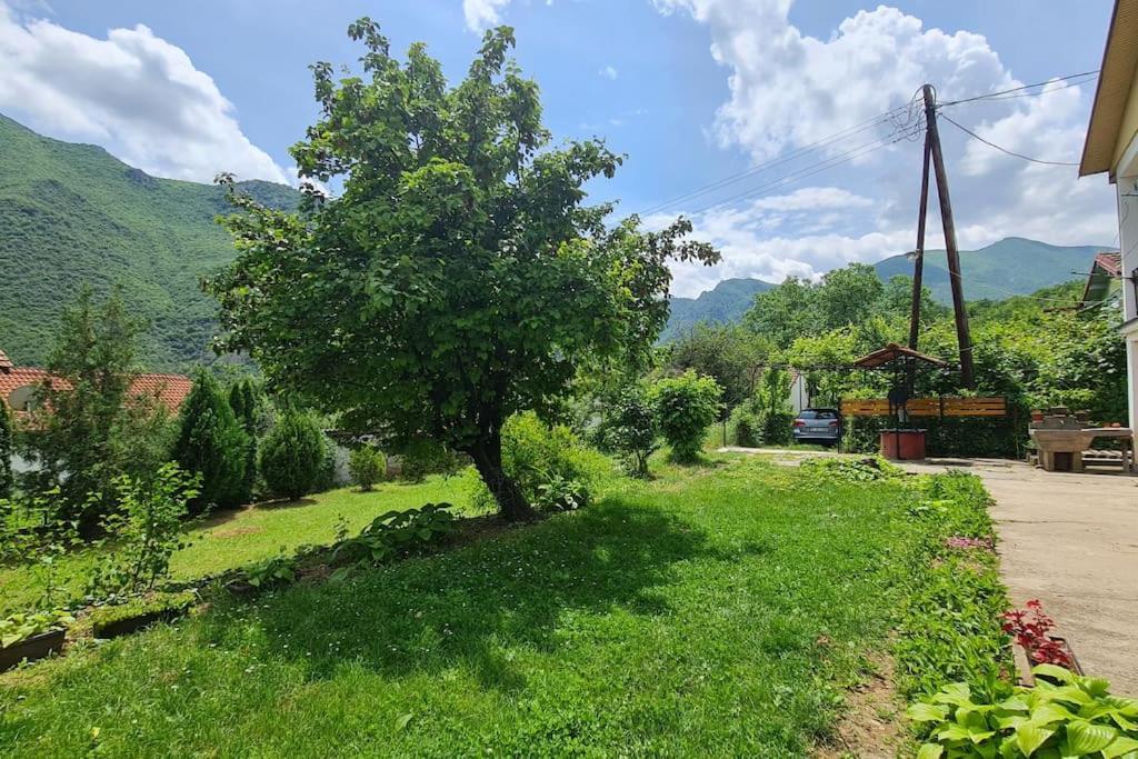 Villa Ilis House Matka Skopje Exterior foto